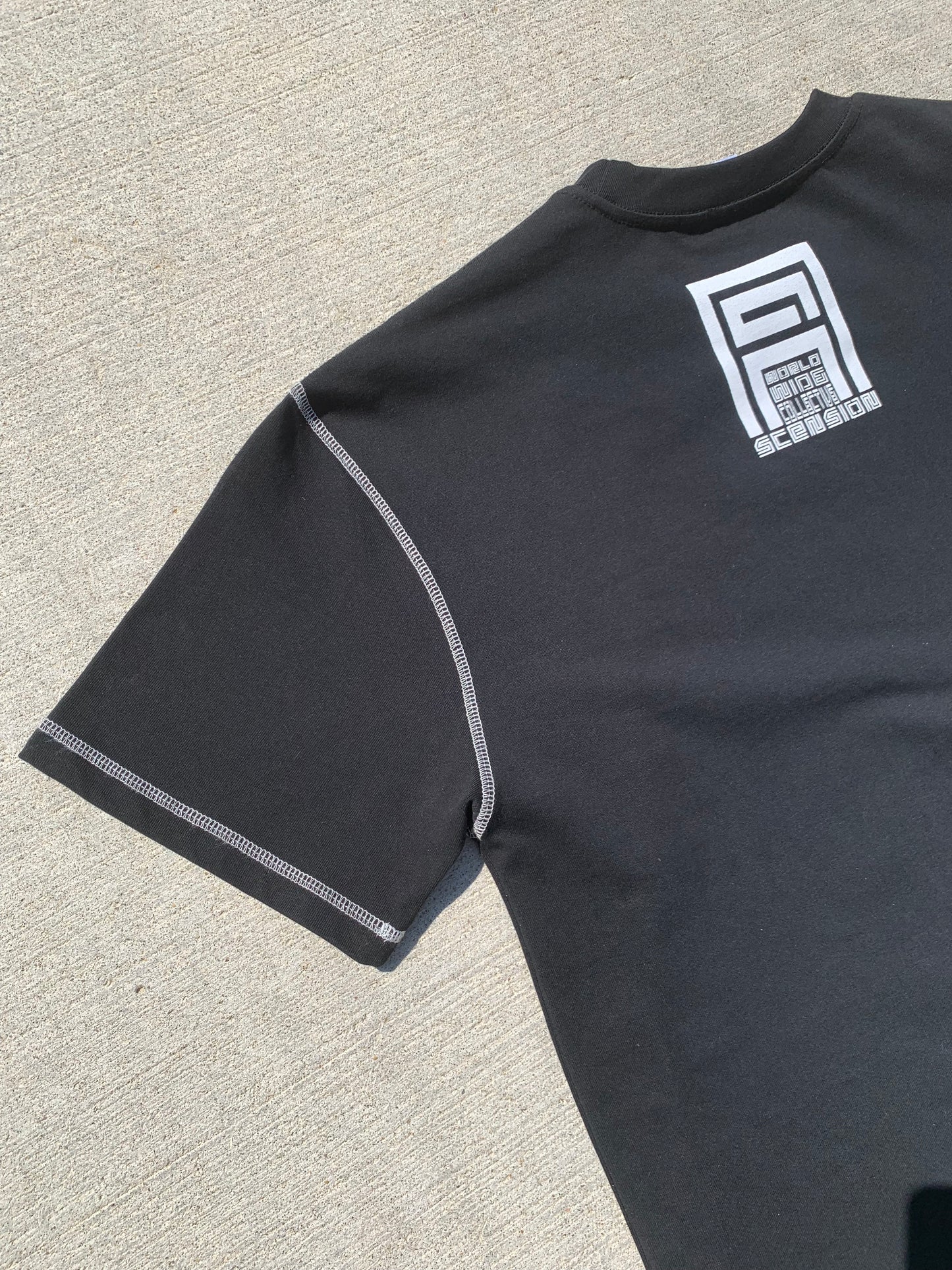 REVERSE ARCH TEE BLACK