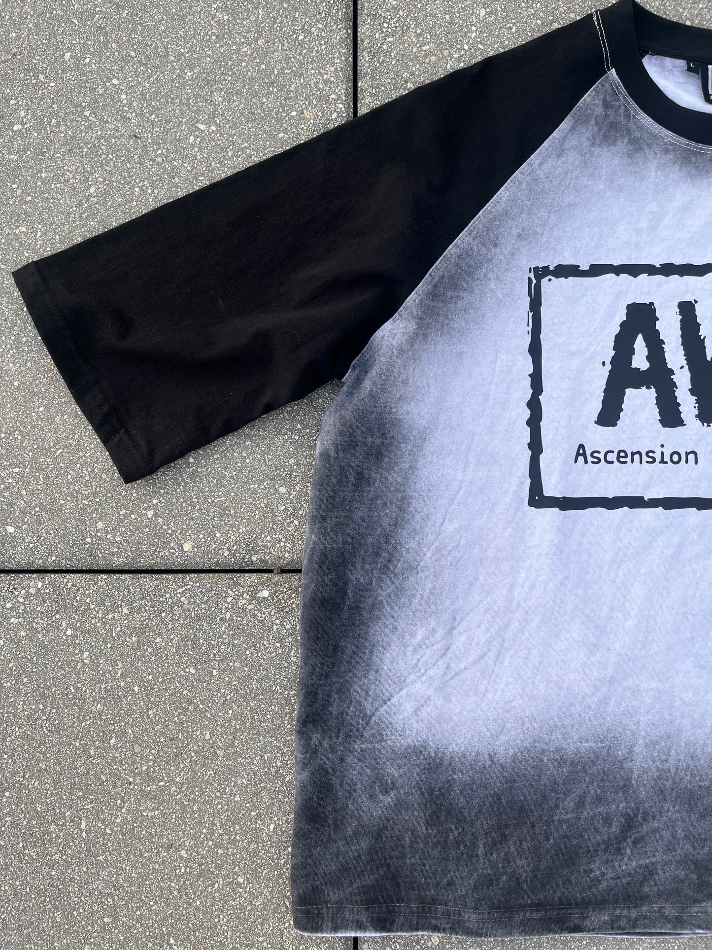 “AWO” RAGLAN TEE