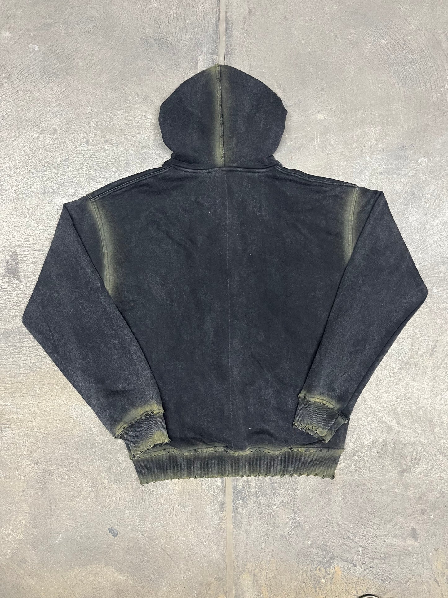 “ESSENTIAL LOGO” ZIP UP HOODIE