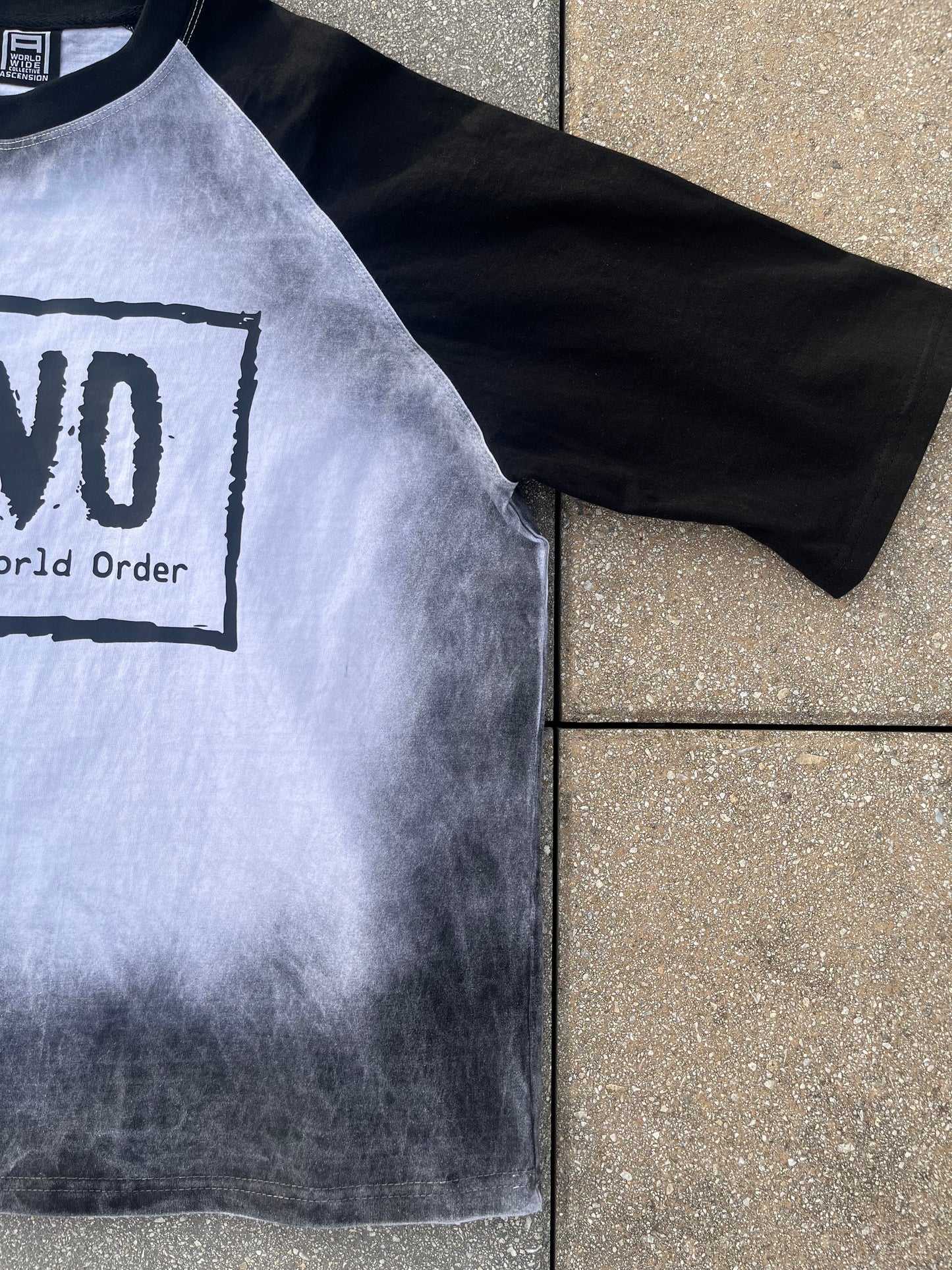 “AWO” RAGLAN TEE