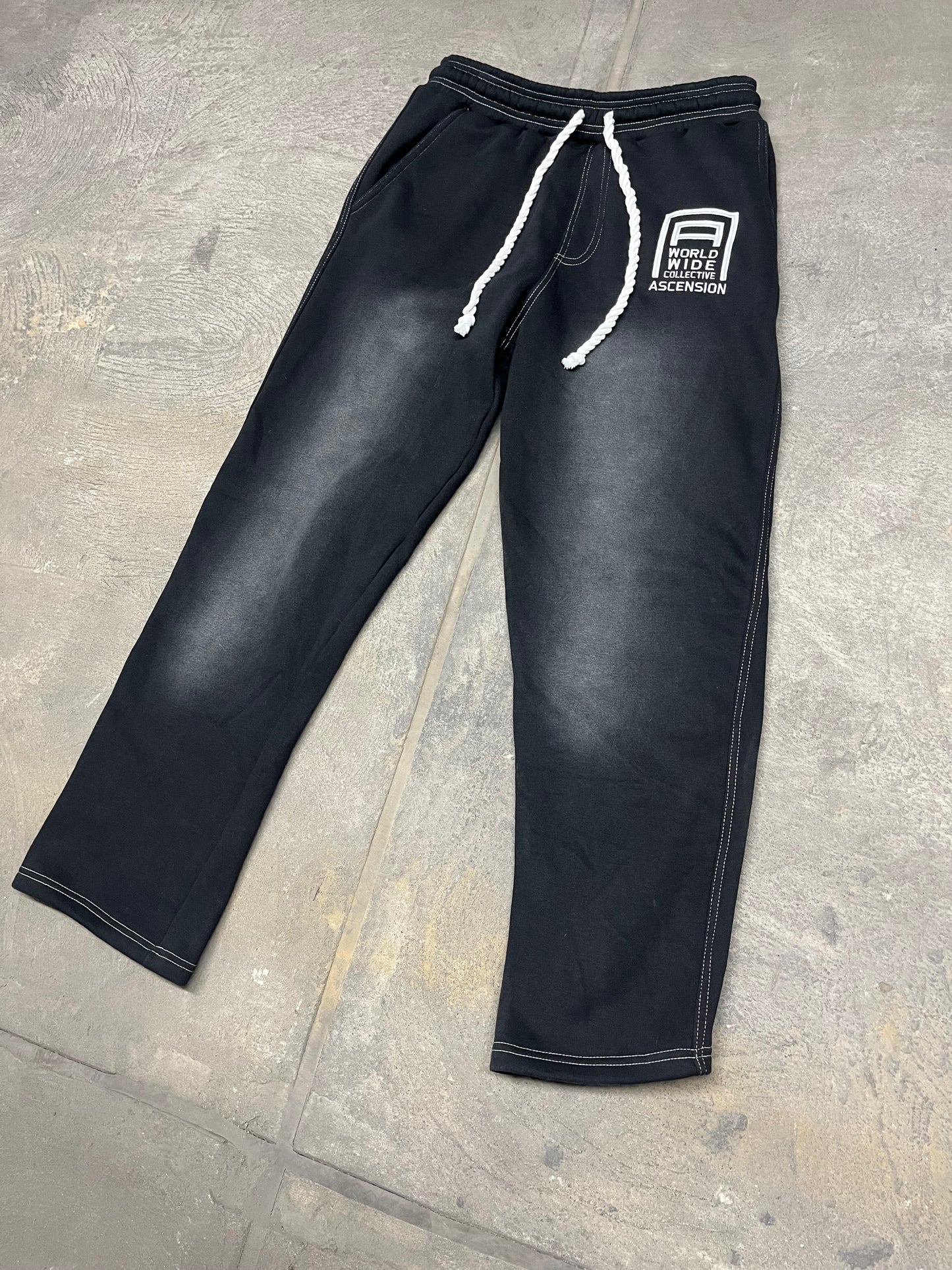 “ESSENTIAL LOGO” JWEATPANTS